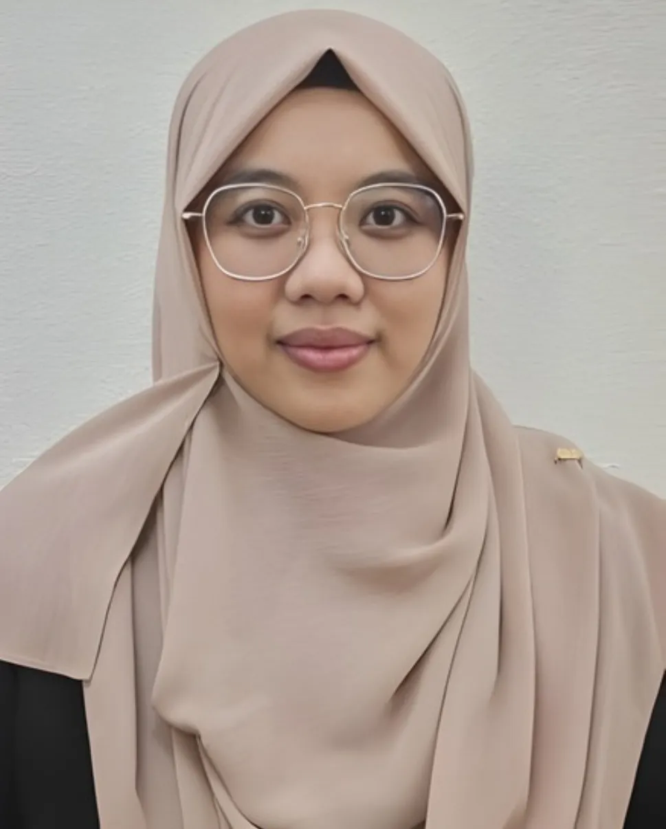 Ustazah Hafiza Roslee